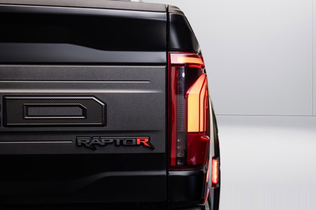 Ford F150 Raptor - foto 26