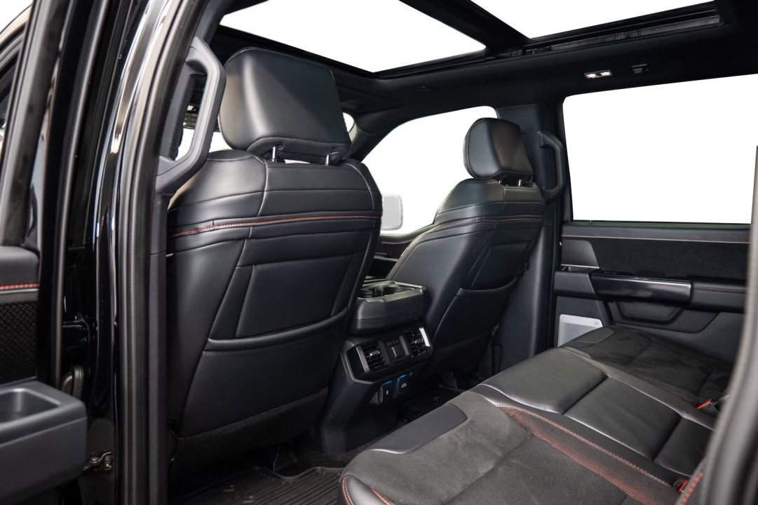 Ford F150 Raptor - foto 18