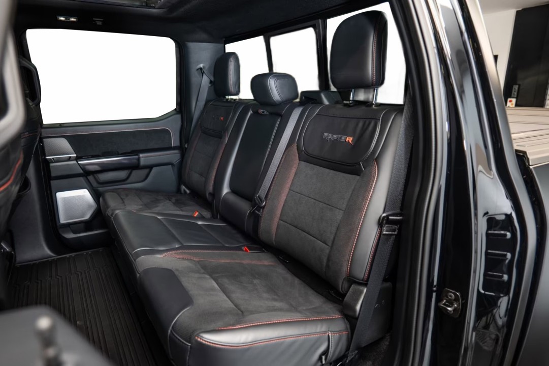 Ford F150 Raptor - foto 17