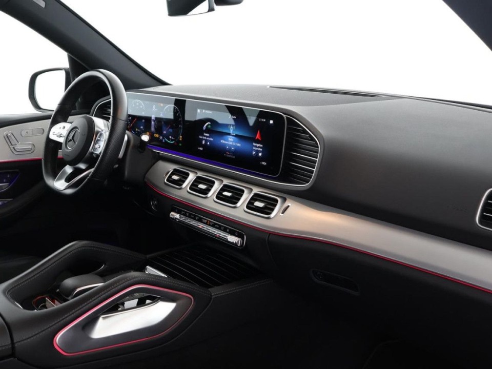 Mercedes-Benz GLE 350e 4MATIC AMG Line - foto 13