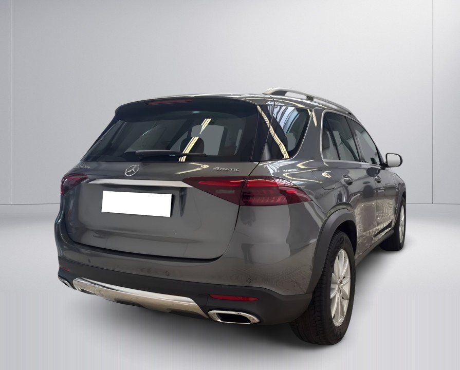 Mercedes-Benz GLE 400e 4MATIC (3)