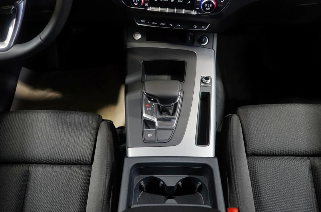 Audi Q5 40 TDI Quattro S-tronic Sportback - foto 9