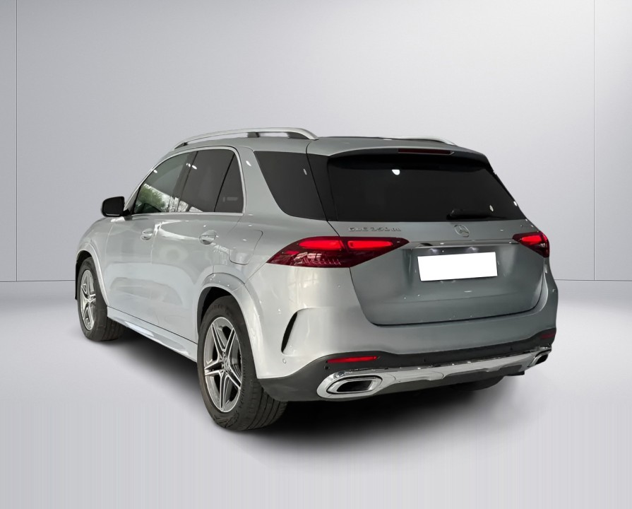 Mercedes-Benz GLE 350de 4MATIC AMG (3)