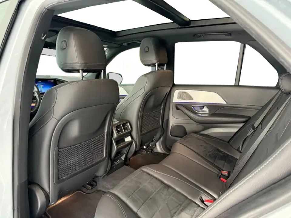 Mercedes-Benz GLE 350de 4MATIC AMG (5)