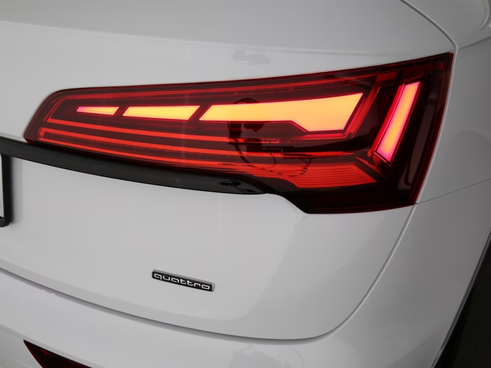 Audi Q5 40TDI quattro S tronic S-Line - foto 23