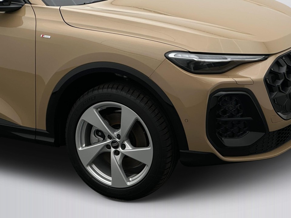 Audi Q5 40TDI quattro S tronic S-Line - foto 44