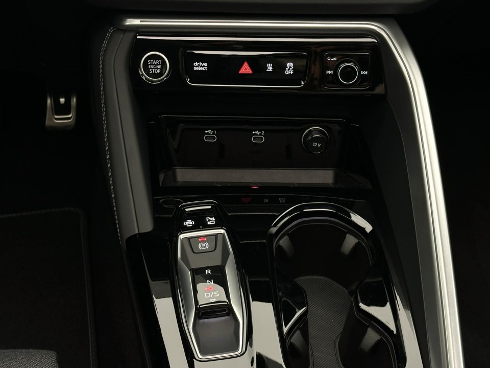 Audi Q5 40TDI quattro S tronic S-Line - foto 33