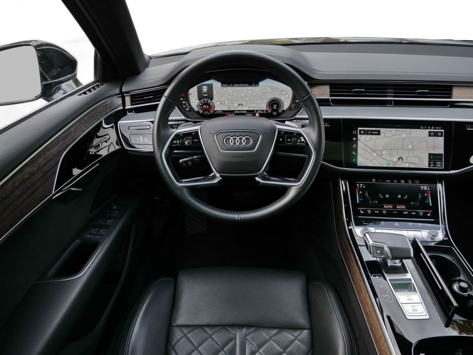 Audi A8 55 TFSI Quattro (5)