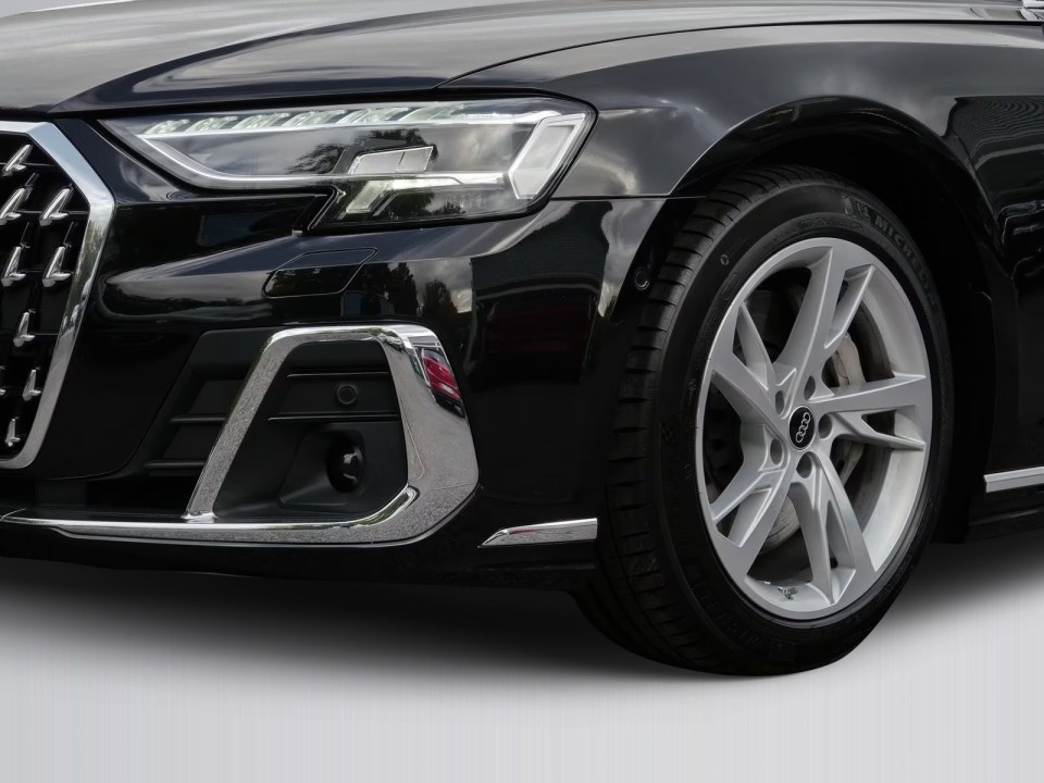 Audi A8 55 TFSI Quattro - foto 22