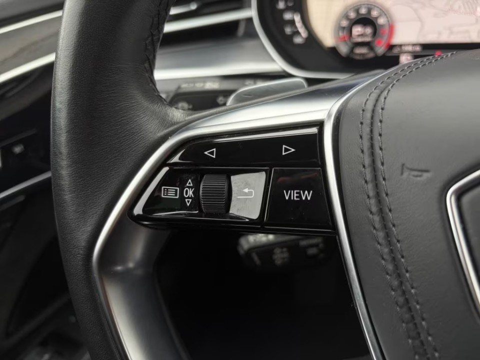 Audi A8 55TFSI quattro tiptronic - foto 11