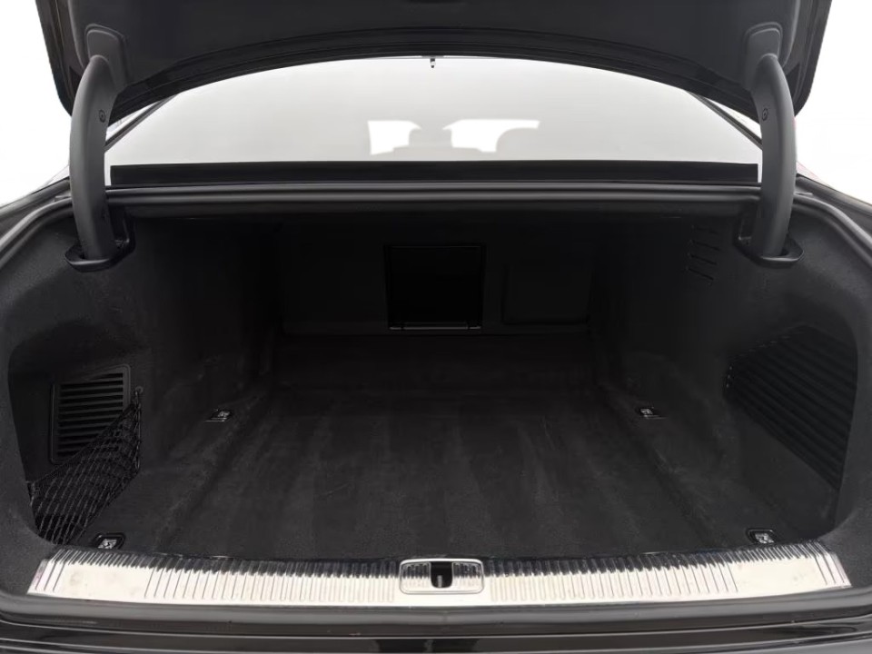 Audi A8 55TFSI quattro tiptronic - foto 28
