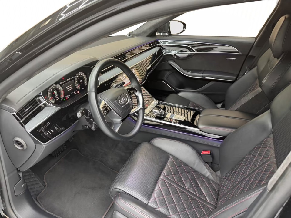 Audi A8 L 60TFSI quattro tiptronic (5)