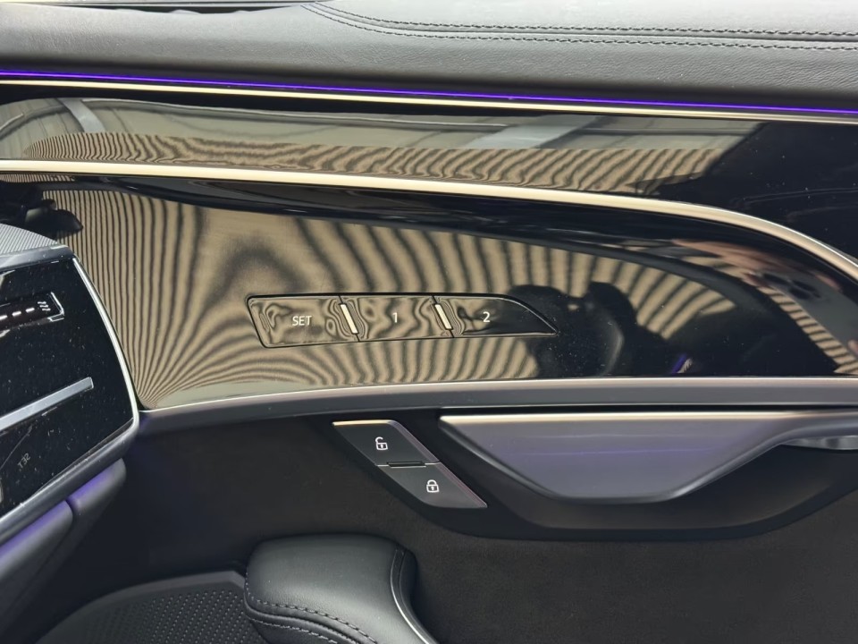 Audi A8 L 60TFSI quattro tiptronic - foto 11