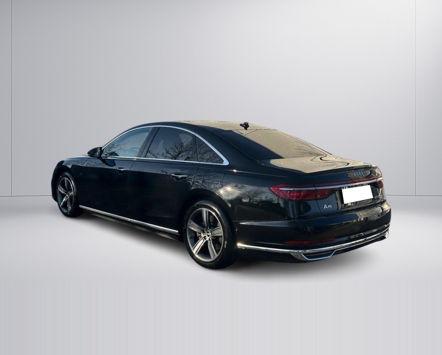 Audi A8 60 TFSIe Quattro (4)