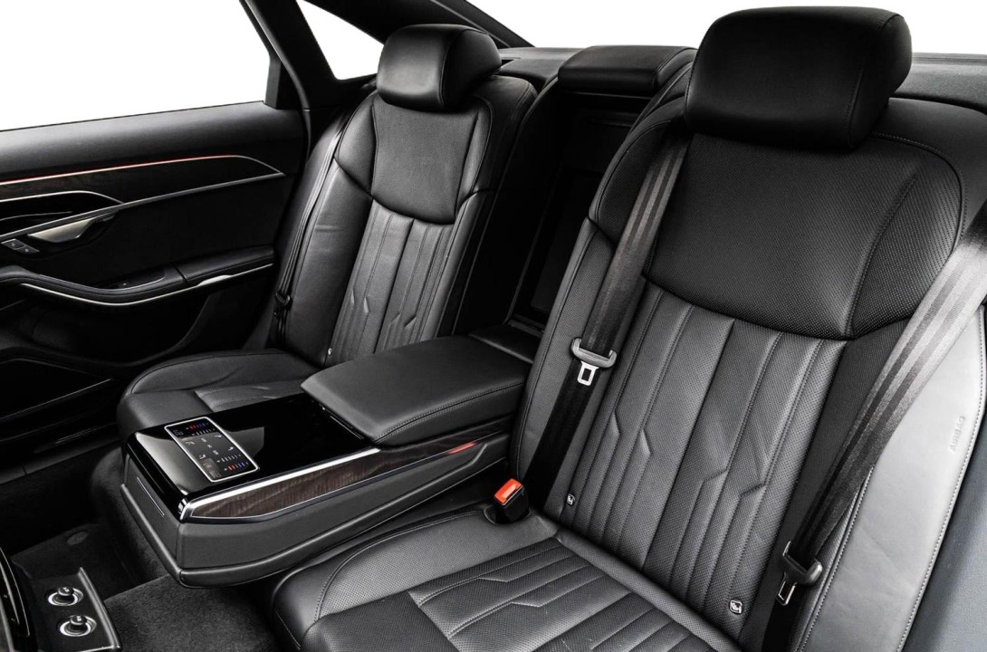 Audi A8 55TFSI quattro tiptronic - foto 10