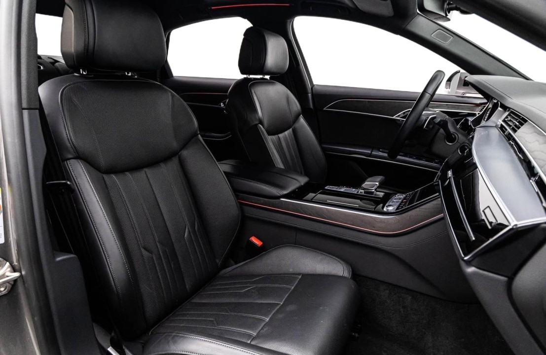 Audi A8 55TFSI quattro tiptronic - foto 11