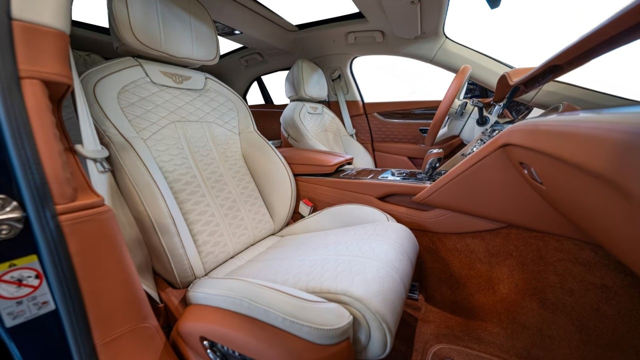 Bentley Flying Spur Mulliner - foto 10