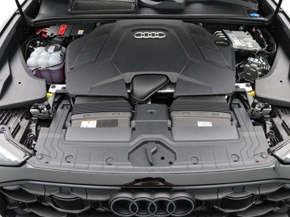 Audi Q8 55 TFSI Quattro Tiptronic S line - foto 13