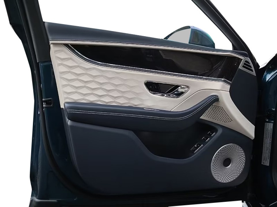 Bentley Flying Spur - foto 24