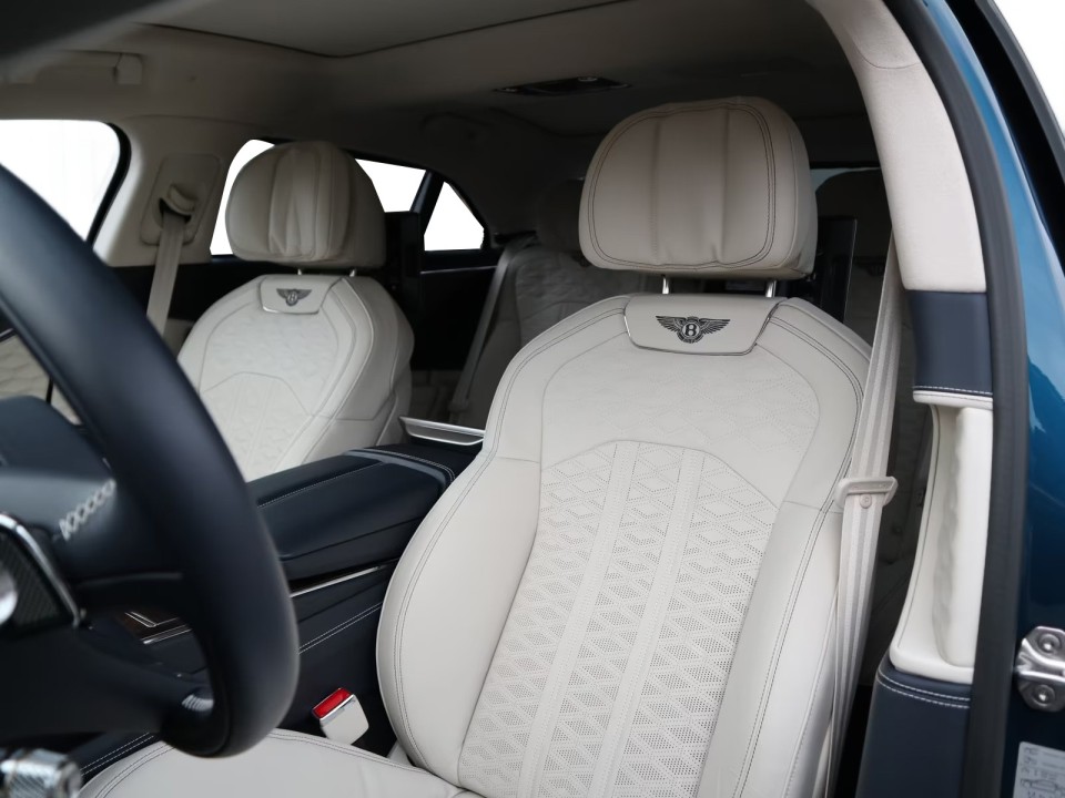 Bentley Flying Spur - foto 18