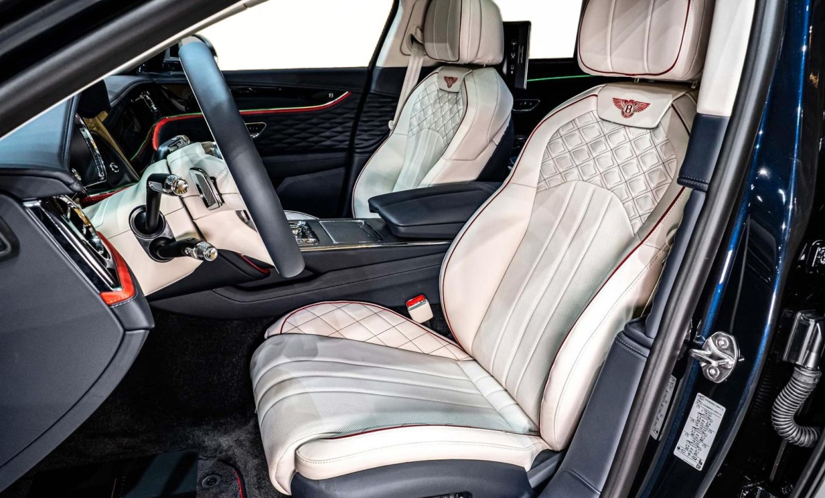 Bentley Flying Spur Mulliner - foto 13