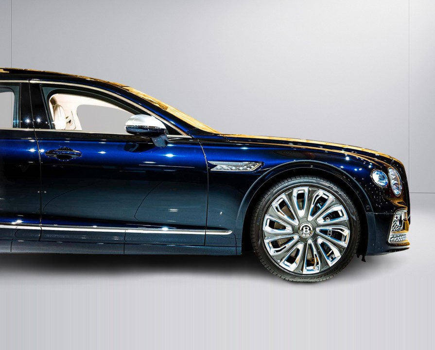 Bentley Flying Spur Mulliner - foto 30