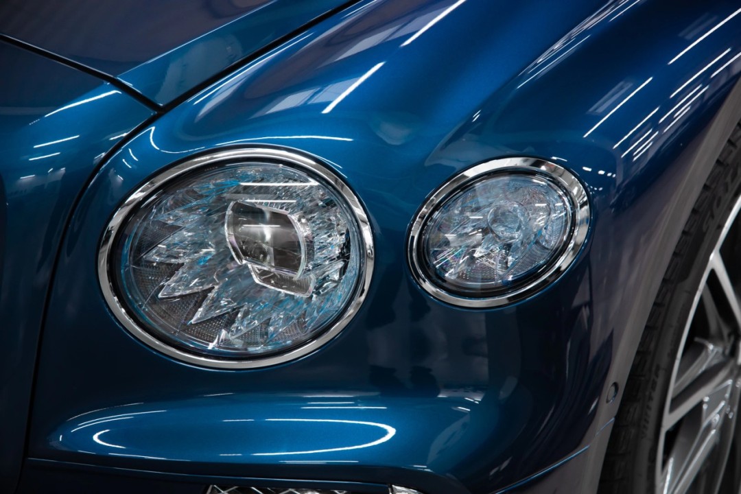 Bentley Flying Spur Mulliner - foto 41
