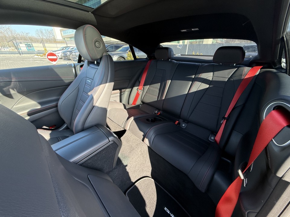 Mercedes-Benz E Coupe AMG 53 4MATIC+ - foto 12