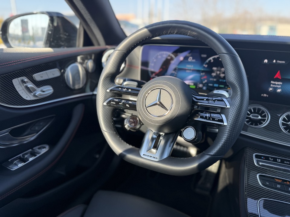 Mercedes-Benz E Coupe AMG 53 4MATIC+ - foto 19