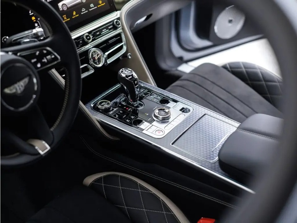 Bentley Flying Spur Speed W12 - foto 21