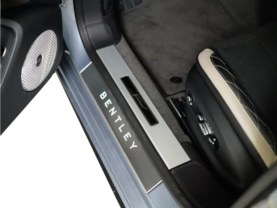 Bentley Flying Spur Speed W12 - foto 46