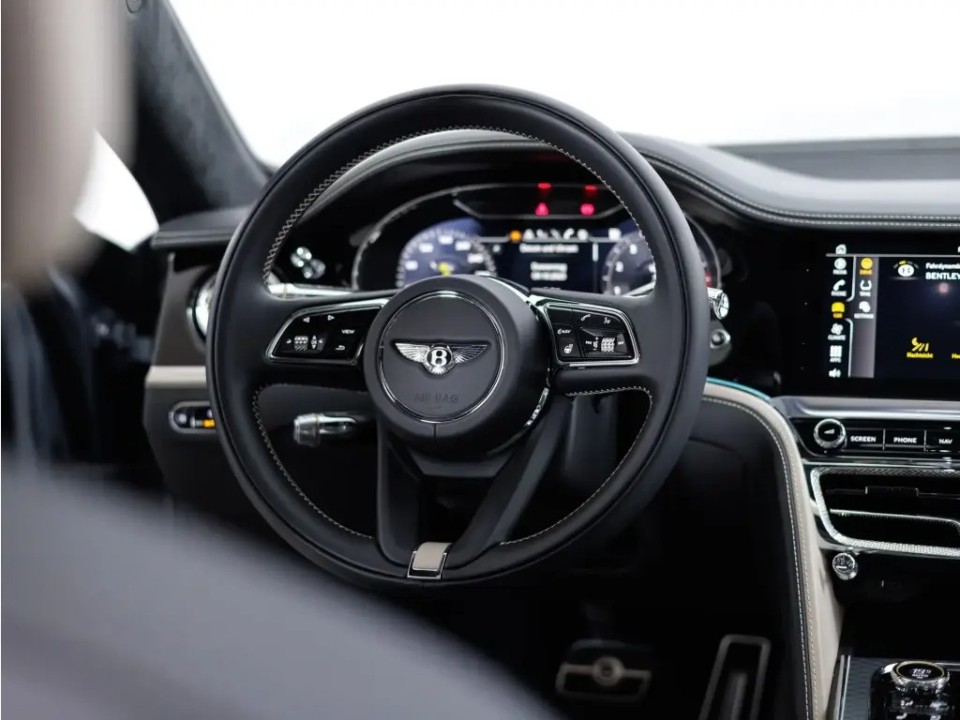 Bentley Flying Spur Speed W12 - foto 6