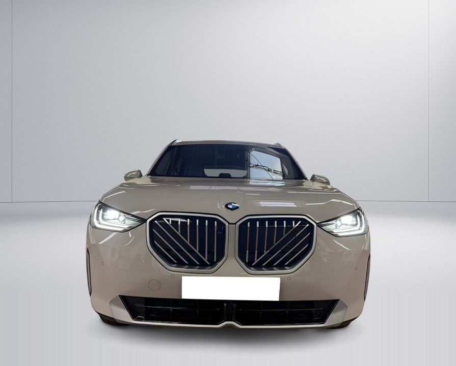 BMW X3 xDrive30e (2)