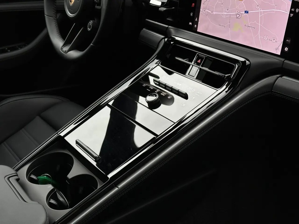 Porsche Panamera 4S E-Hybrid - foto 11