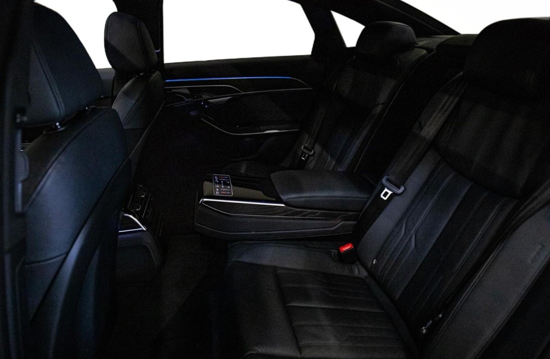 Audi A8 55TFSI quattro tiptronic - foto 9