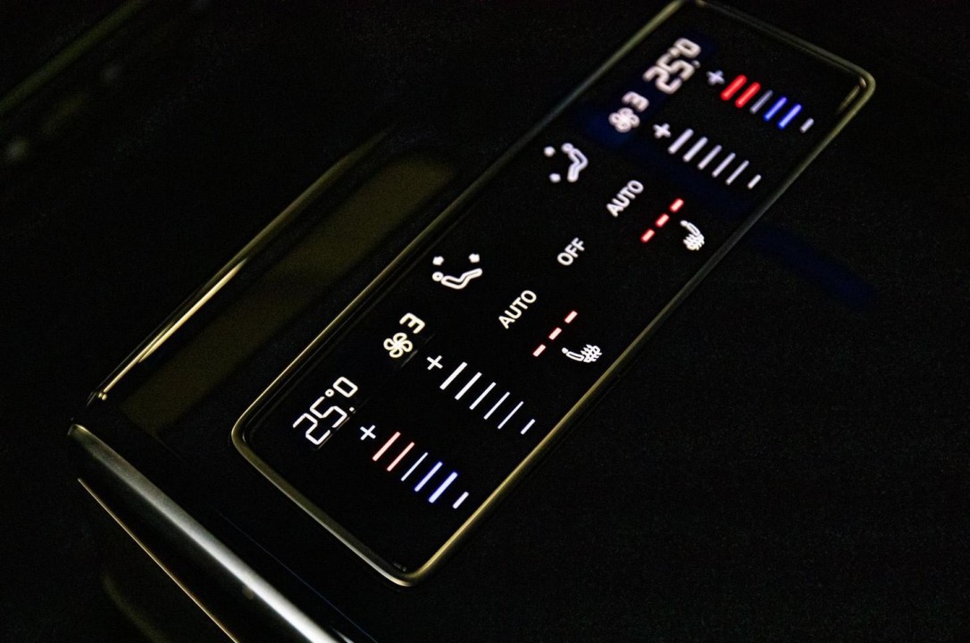 Audi A8 55TFSI quattro tiptronic - foto 16