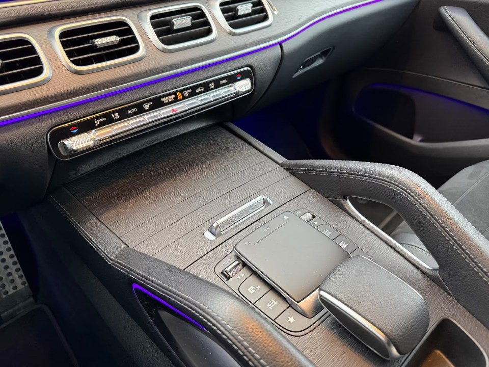 Mercedes-Benz GLE 300d 4MATIC - foto 16