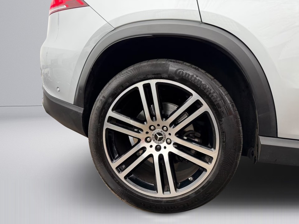 Mercedes-Benz GLE 300d 4MATIC - foto 34