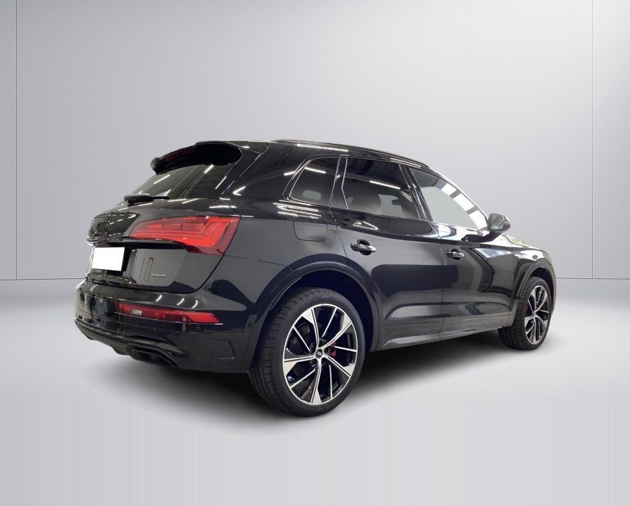 Audi Q5 40TDI quattro S tronic (2)