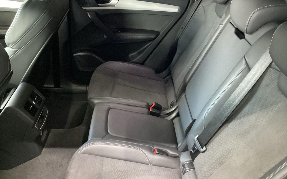 Audi Q5 40TDI quattro S tronic (4)