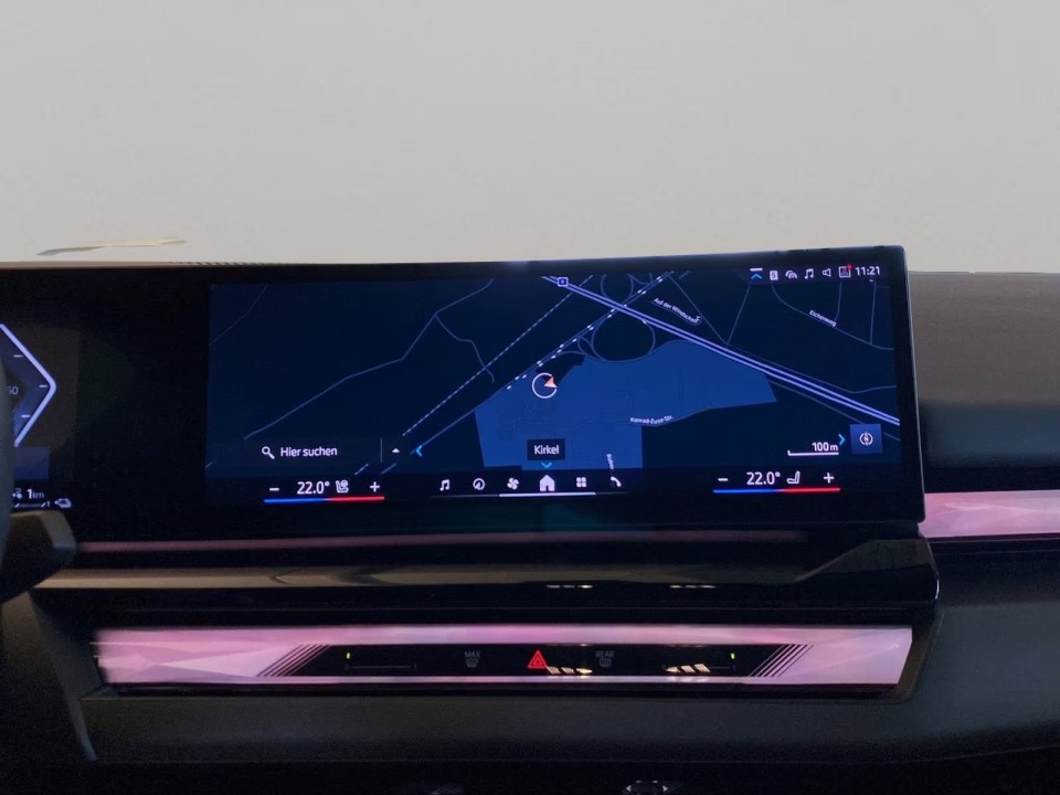 BMW Seria 5 530e - foto 11