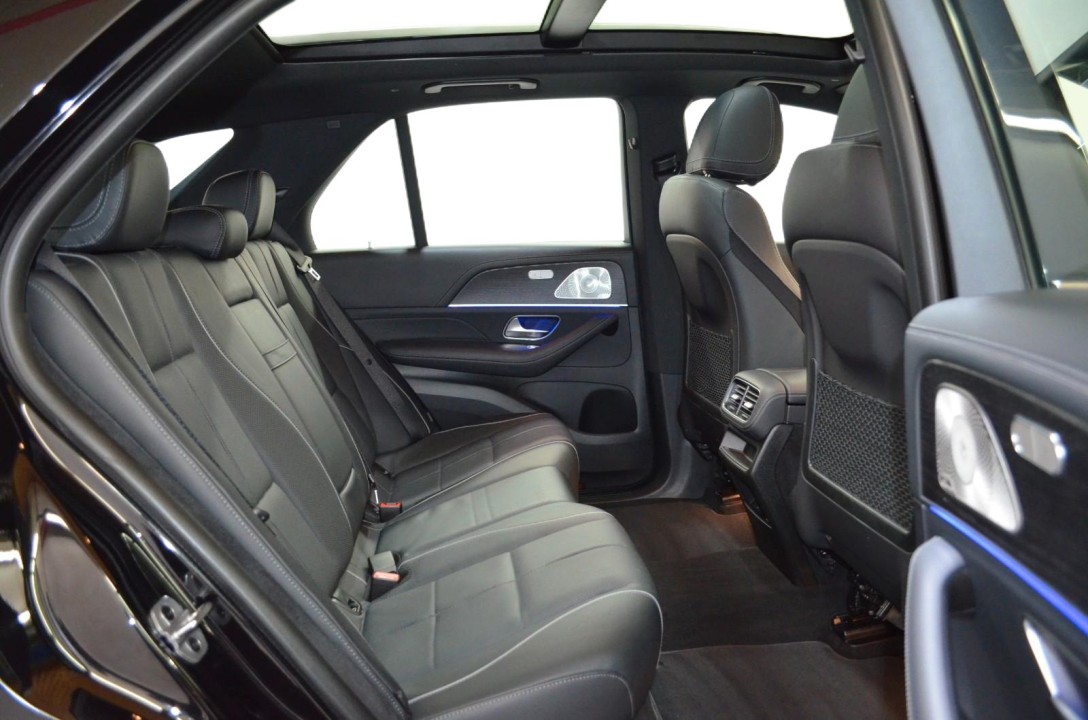 Mercedes-Benz GLE 300d 4MATIC - foto 9