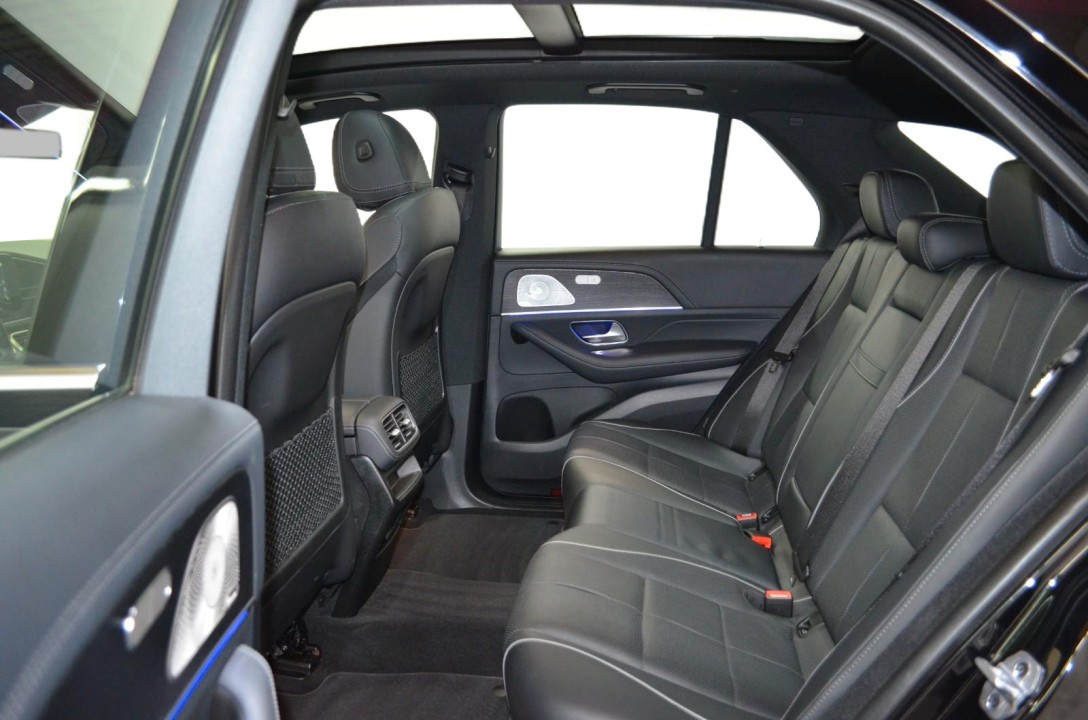 Mercedes-Benz GLE 300d 4MATIC - foto 7