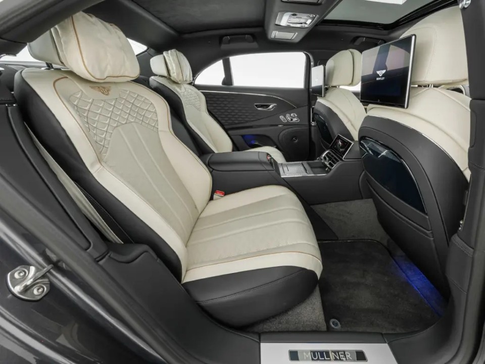 Bentley Flying Spur Mulliner V8 Hybrid - foto 25