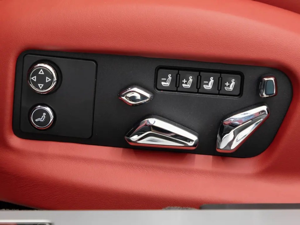 Bentley Flying Spur Speed V8 Hybrid - foto 26