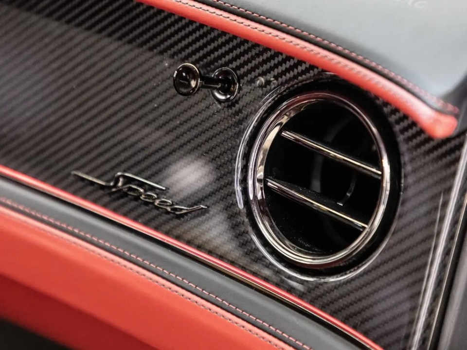 Bentley Flying Spur Speed V8 Hybrid - foto 17