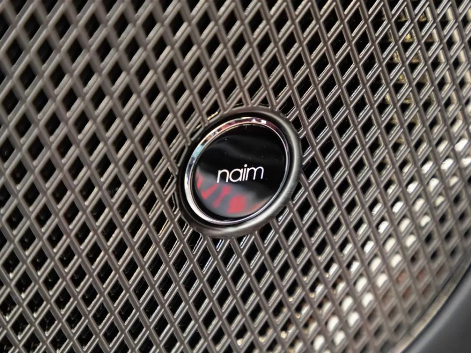 Bentley Flying Spur Speed V8 Hybrid - foto 25