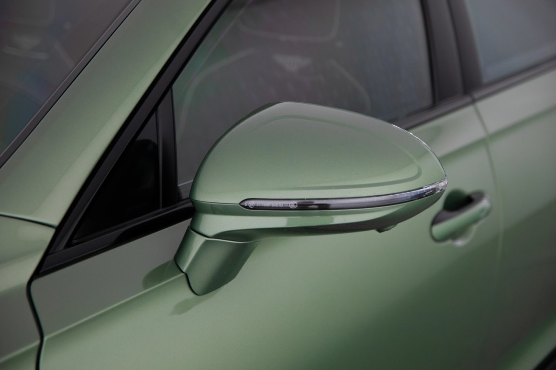 Bentley Flying Spur Speed V8 Hybrid - foto 35