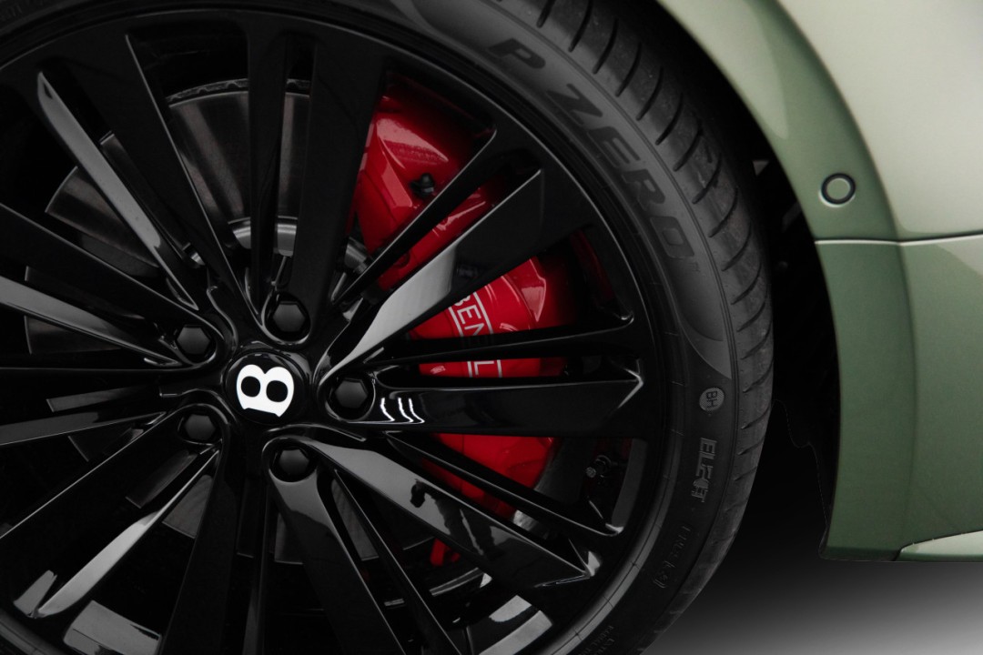 Bentley Flying Spur Speed V8 Hybrid - foto 47