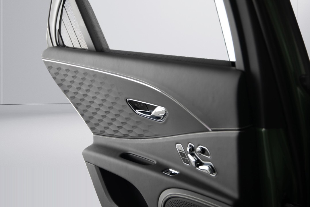 Bentley Flying Spur Speed V8 Hybrid - foto 48